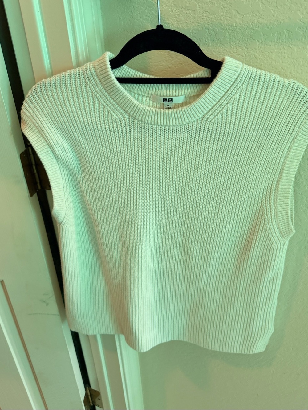 Uniqlo Cream Ribbed Knit Tank Sweater Vest